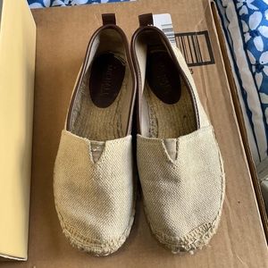 Michael Kors Meg Slip On shoe